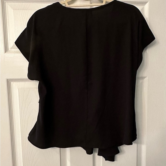 TORRID 00 0X XL Black Crepe Twist Front Surplice Top NWT R$46 - Picture 7 of 9